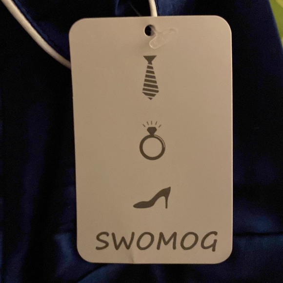 NWT Navy Silk Pajama Set - Picture 6 of 7